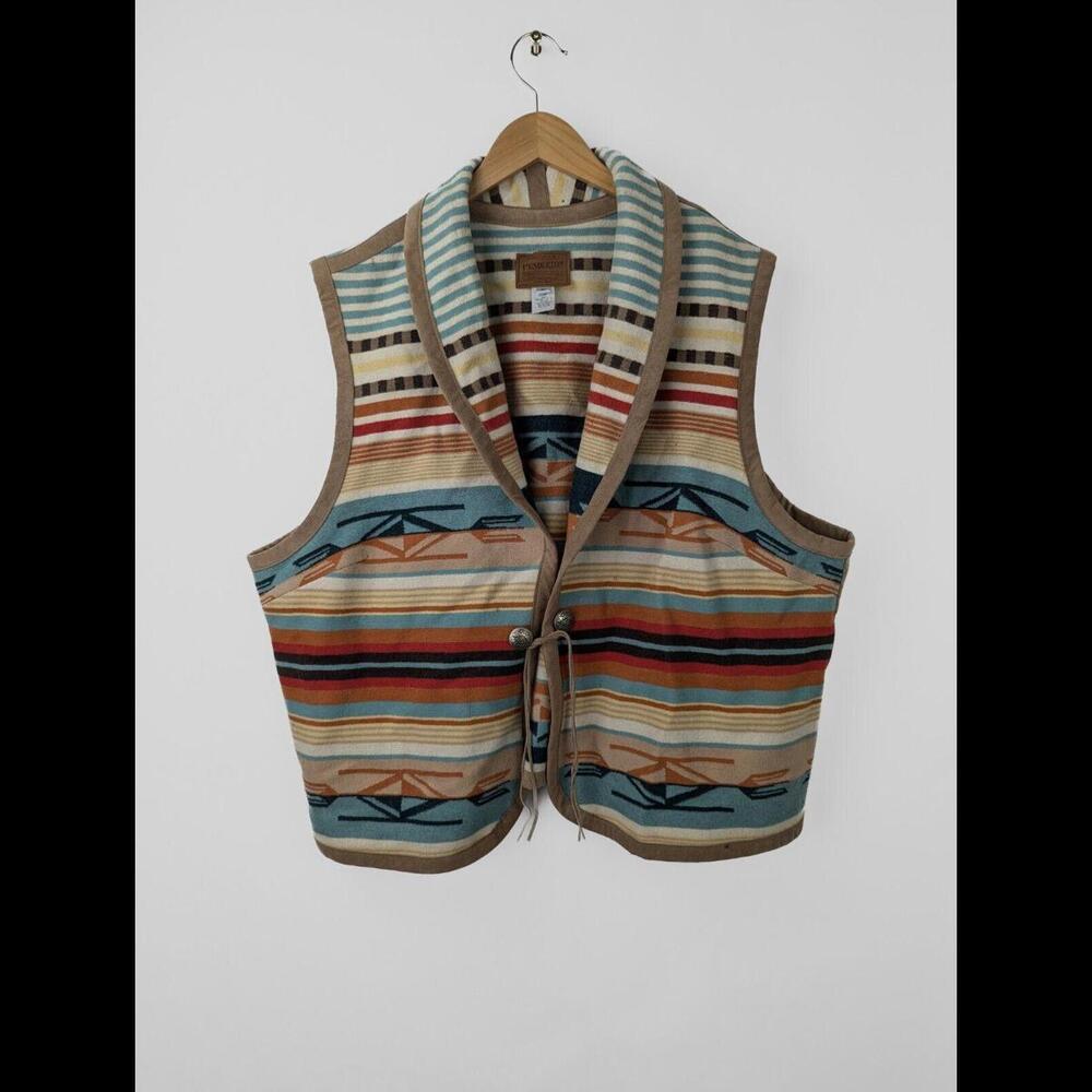 VINTAGE PENDLETON Women's Sz US 3XL Striped Southwestern Vest Aztec